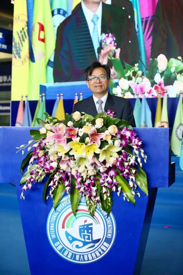 中国侨联副主席、致公党中央副主席李卓彬致辞