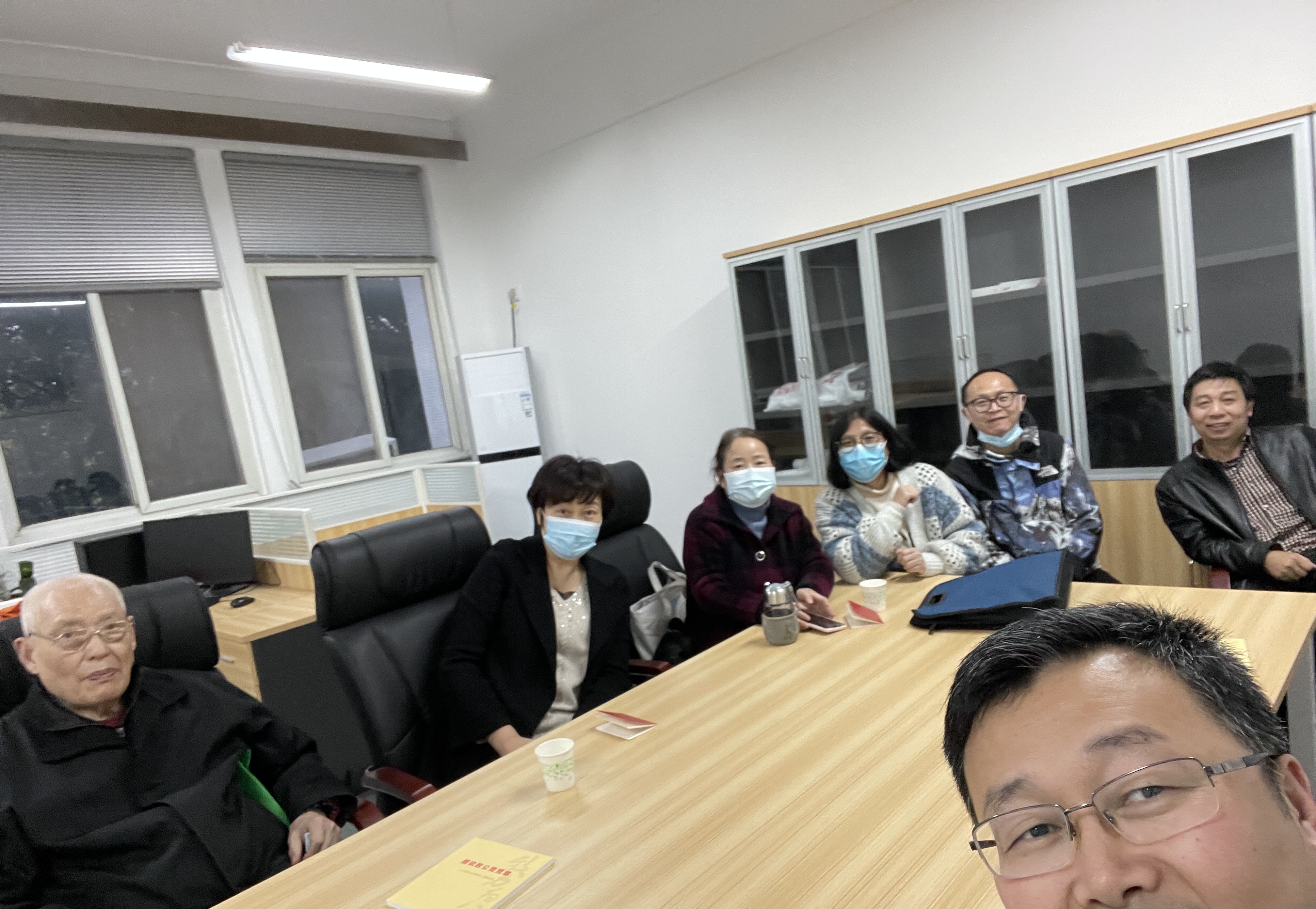 夏东升主持召开纺大支部全体会议20210323之2.jpg 夏东升主持召开纺大支部全体会议20210323之2.jpg