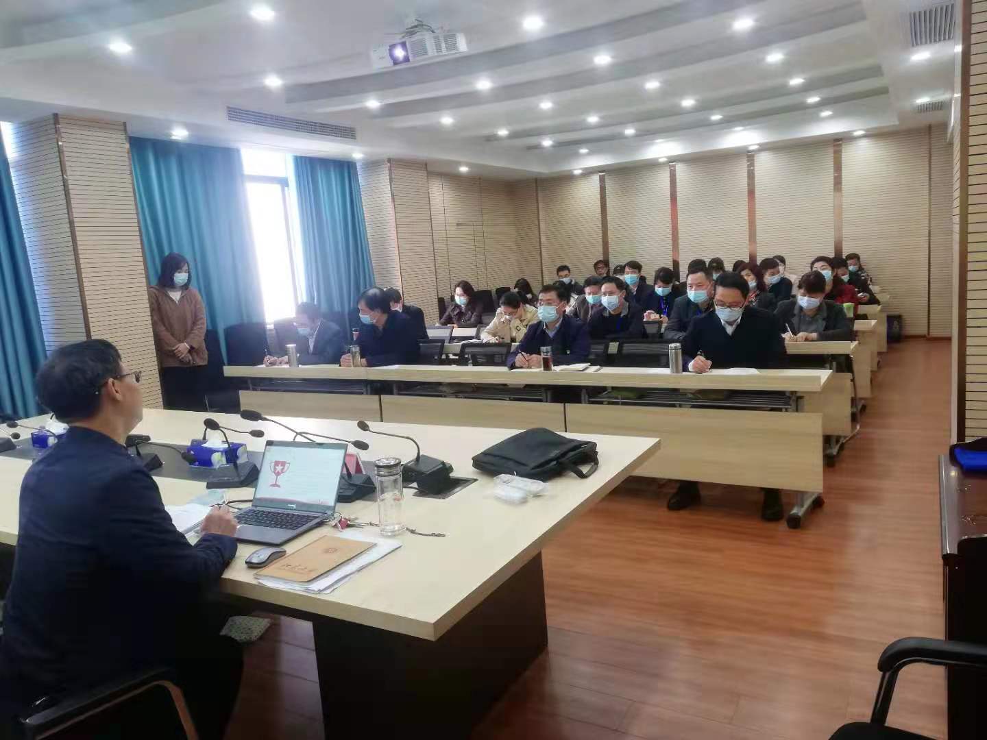 宣讲会.jpg