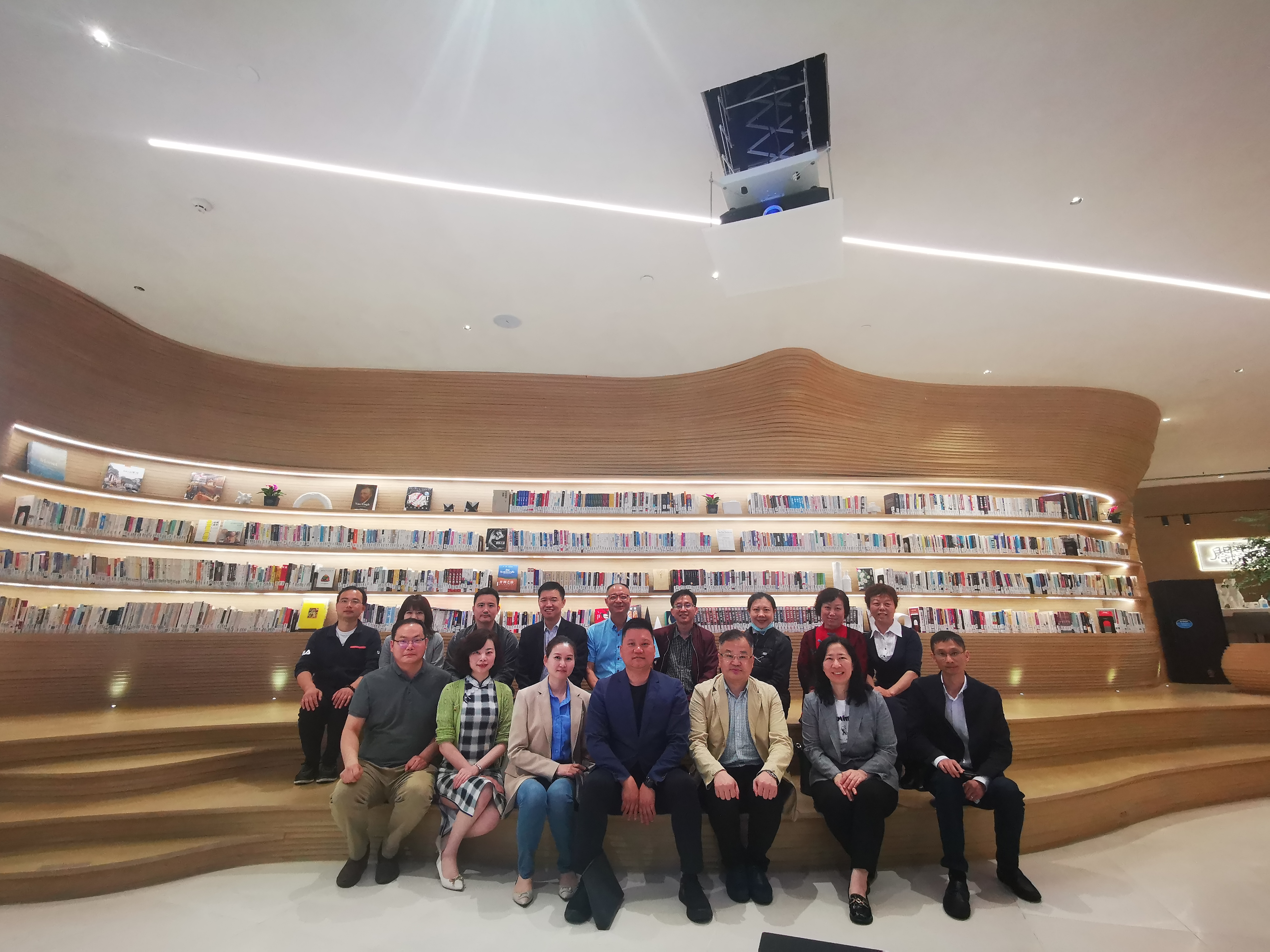 省直工委二支部召开2021年第三次全体会议20210519.jpg 省直工委二支部召开2021年第三次全体会议20210519.jpg