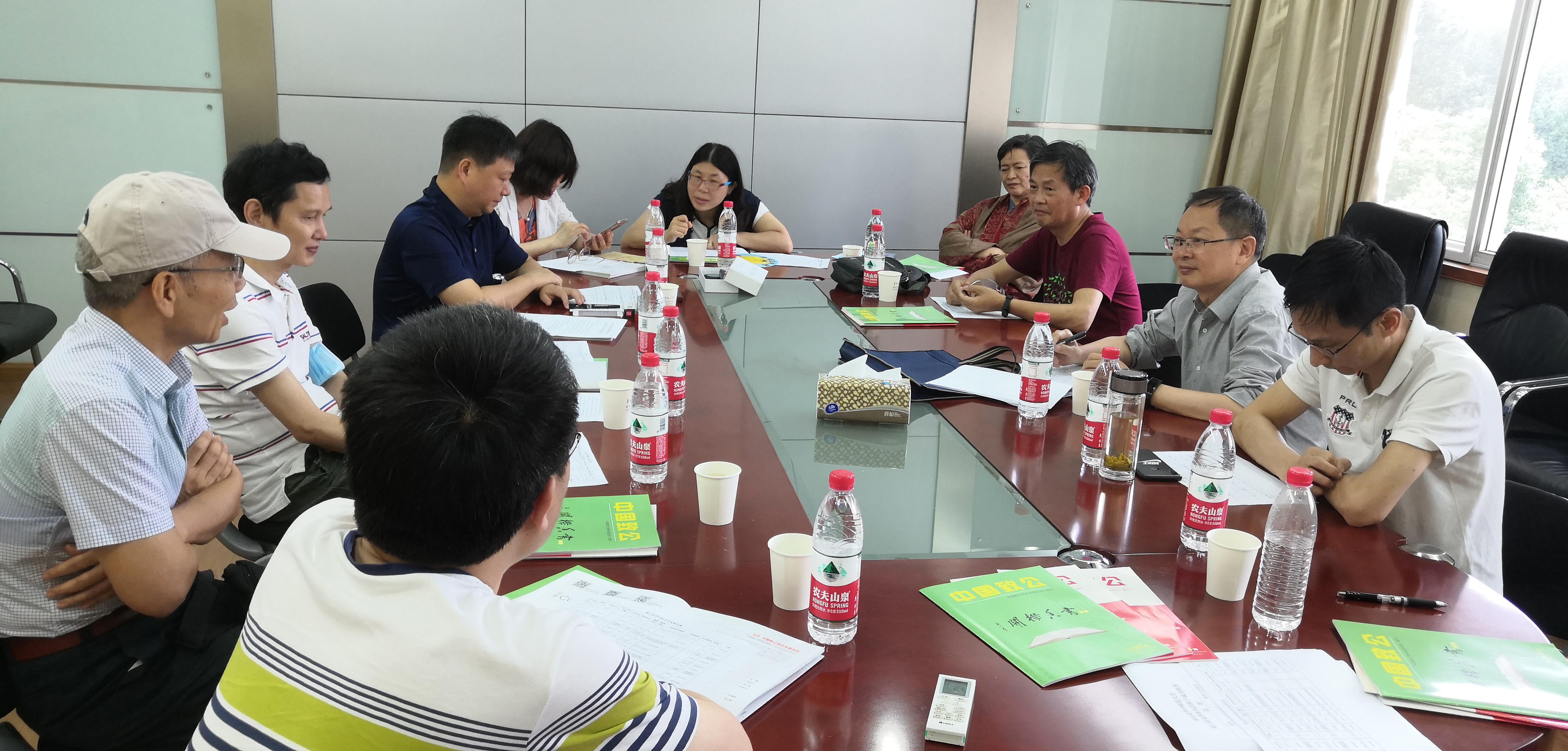 宋清龙出席华师支部换届推荐会议20210618之2.jpg