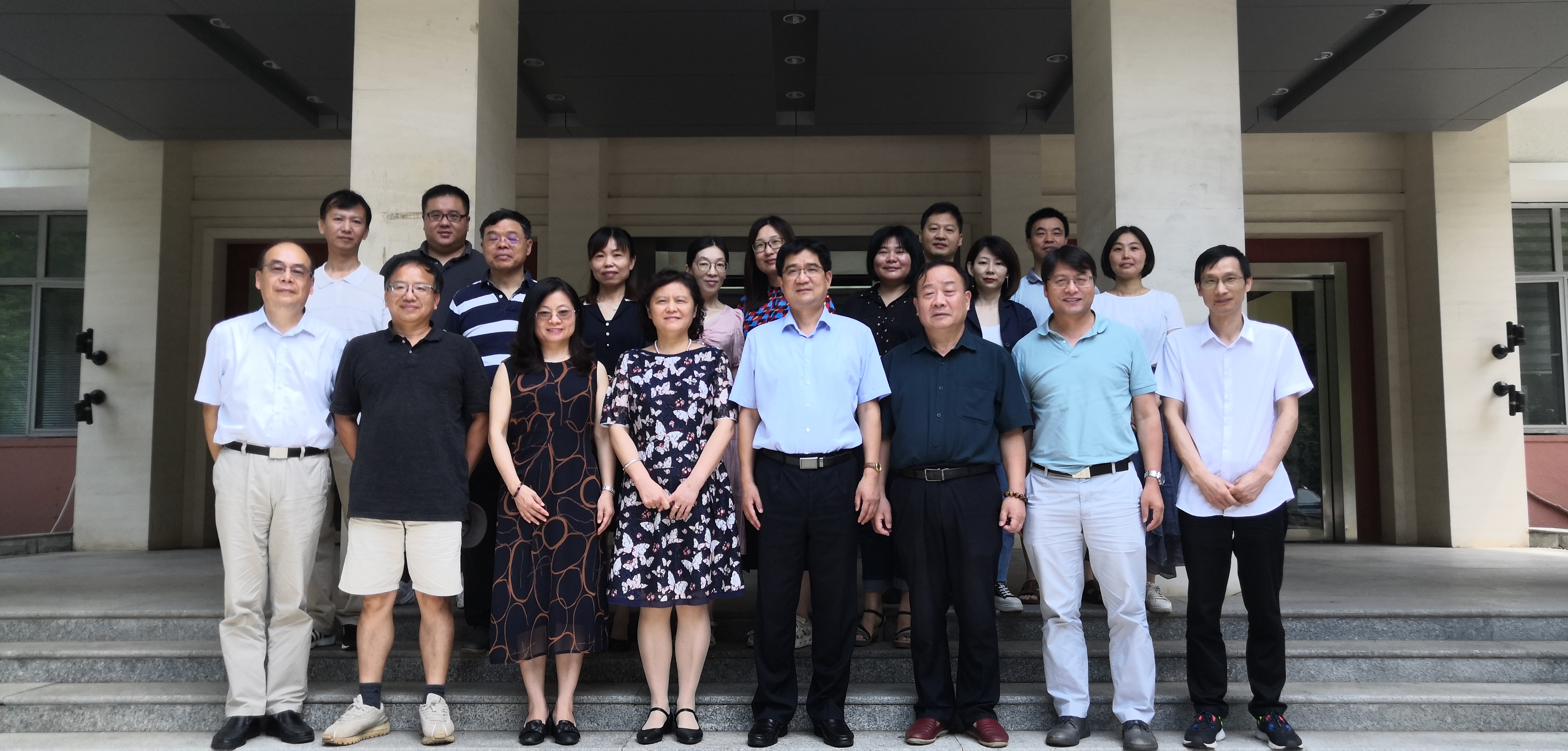 省直属华农支部召开换届选举会议20210706.jpg 省直属华农支部召开换届选举会议20210706.jpg