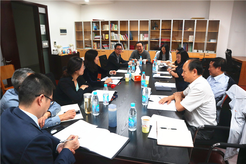 1539680989432469.jpg 座谈会-网.jpg