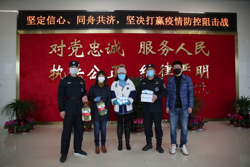 梁溪十支部捐赠.jpg