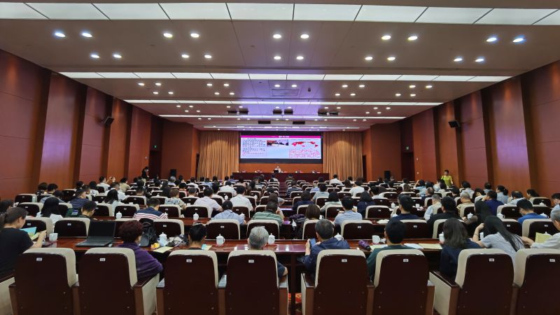 1592448700551710.jpg 学习两会 (2).jpg